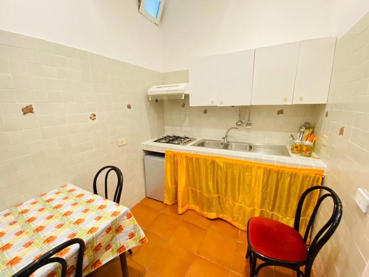 Casa Ninetta - Immobilevante Ponza Kültér fotó